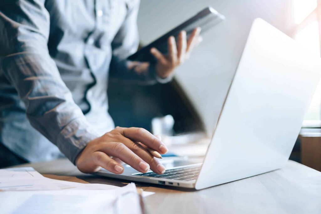 right technology for hybrid workplace