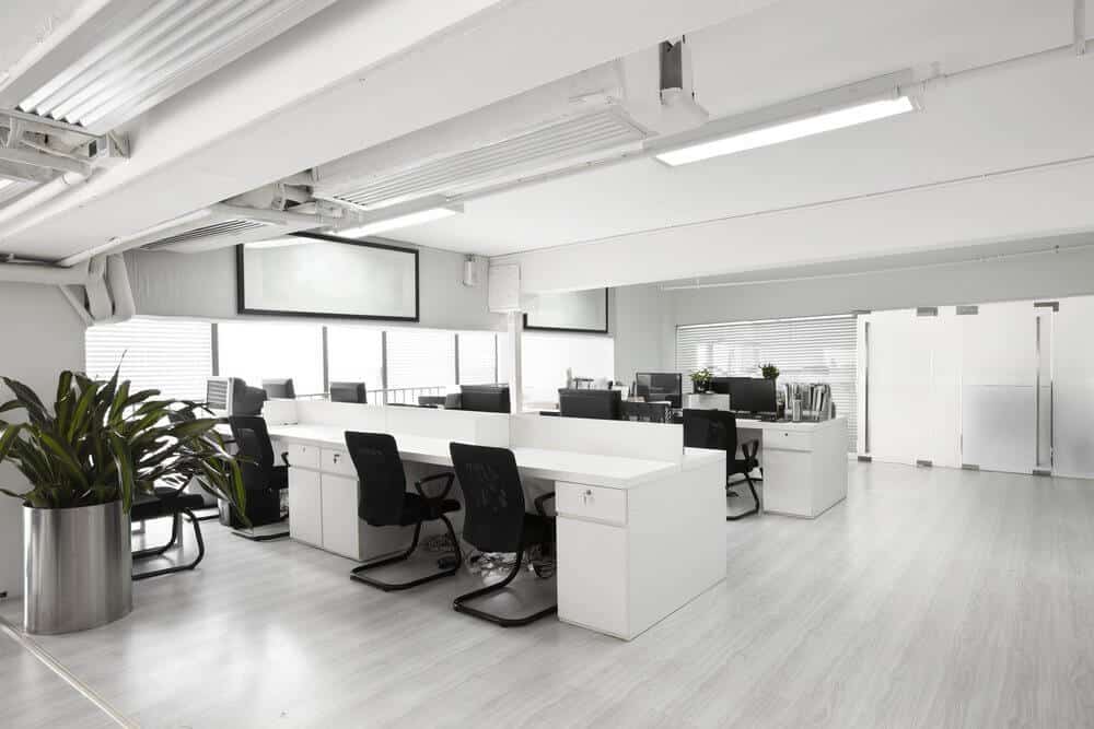modern-office-space-with-desks modern-office-space-with-desks