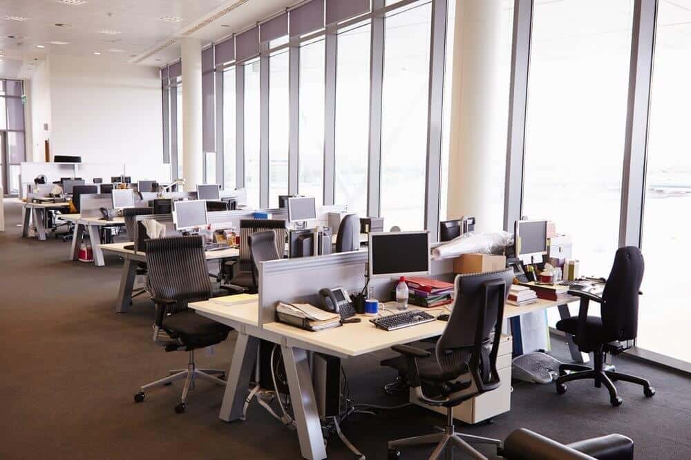 Hot desking in office Hot desking in office