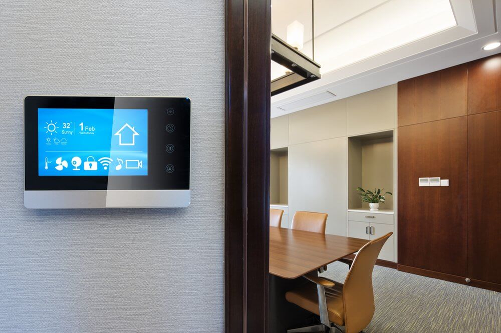 Smart screen to book meeting room in office space