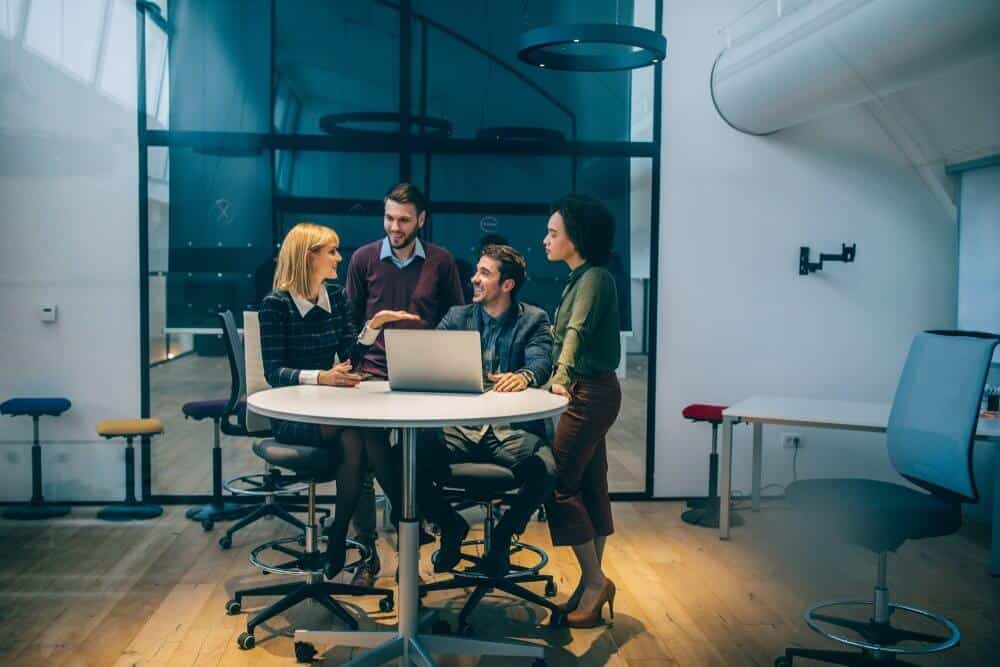 Request data and insight before major decisions are made Request data and insight before major decisions are made