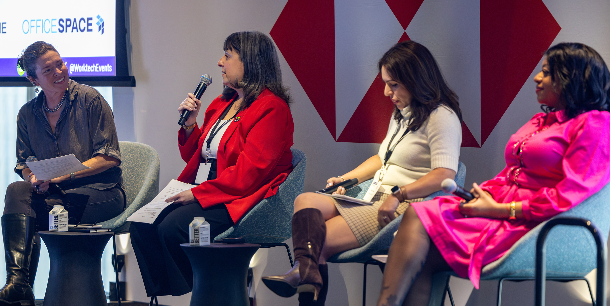 Panelists Melissa Marsh (PLASTARC), Kelcia Azevedo (Macquarie), Hilary Green (Scotiabank), and Linda Foggie (OfficeSpace)